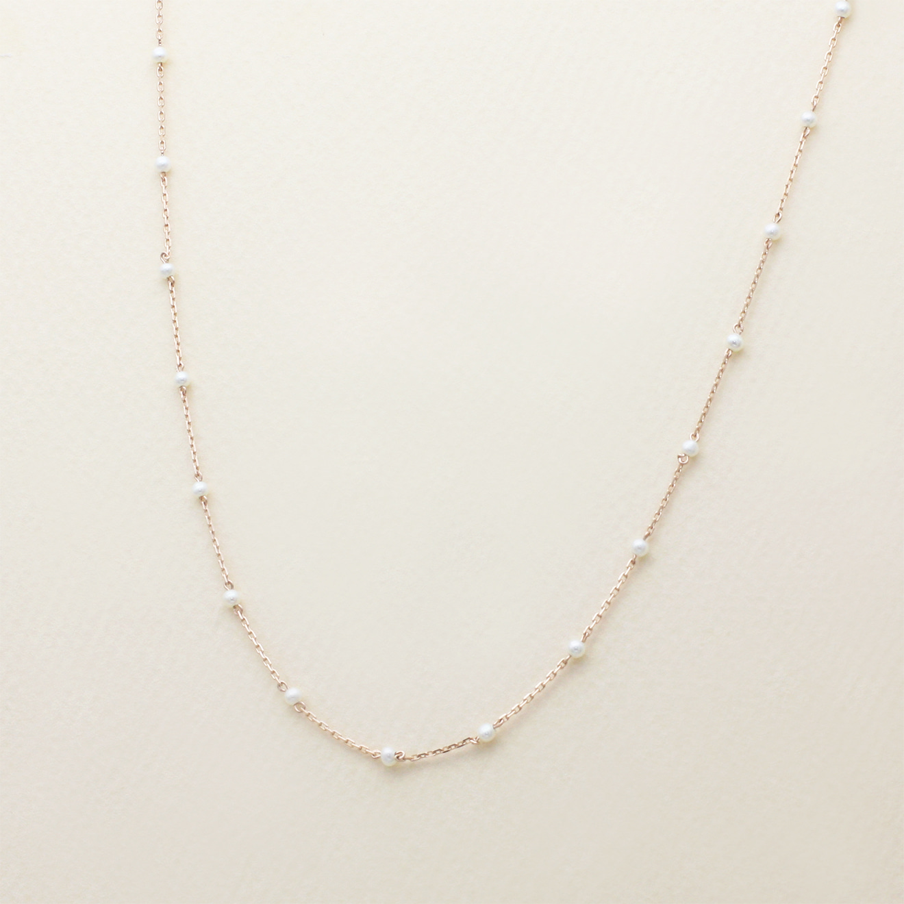 Linked Pearl Necklace