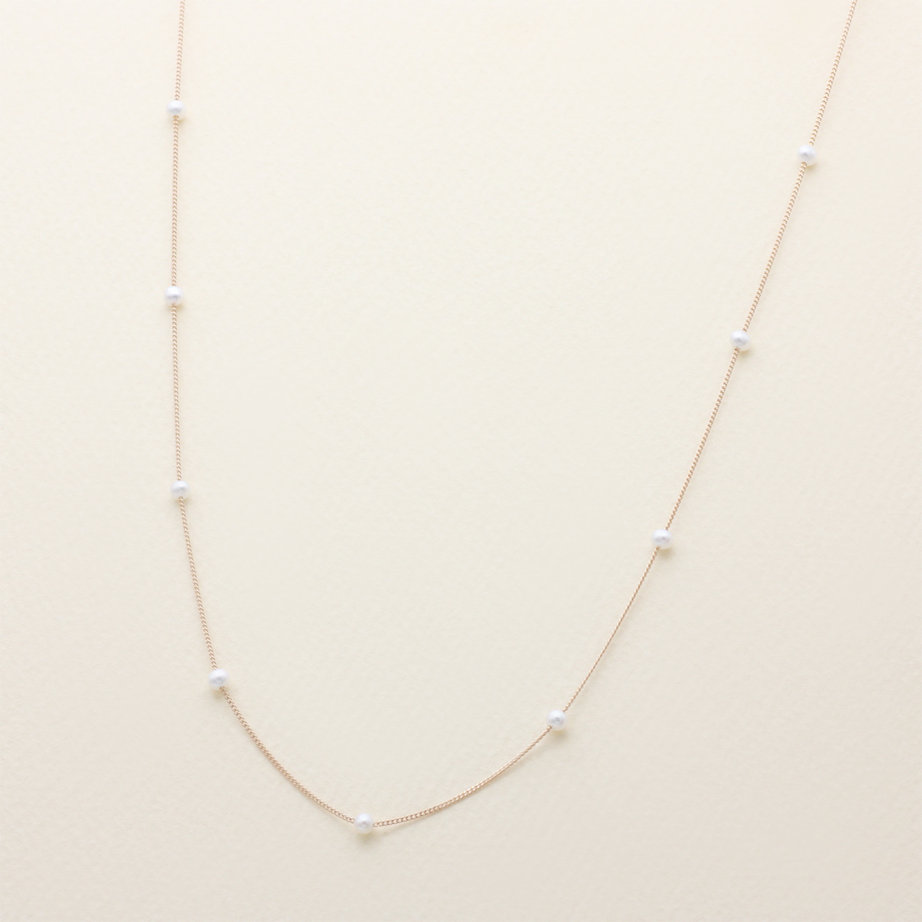 Linked Medium Pearl Necklace