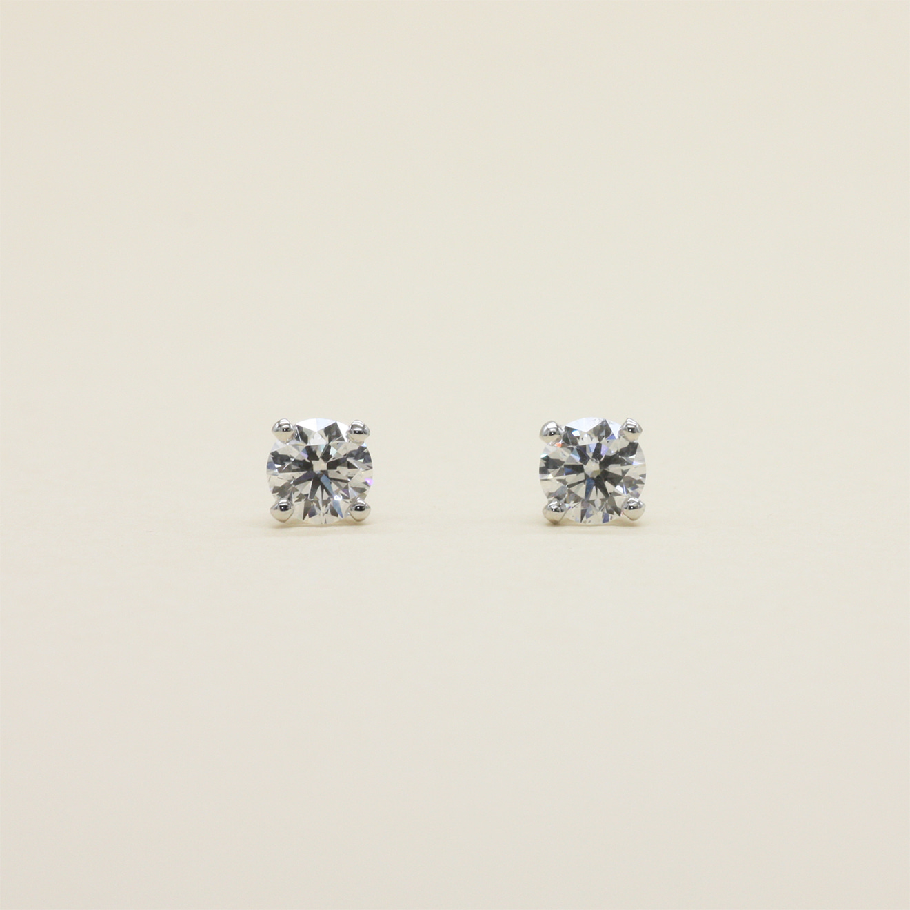 0.1ct(1부) 랩다이아몬드 4Prong Solitaire Earring