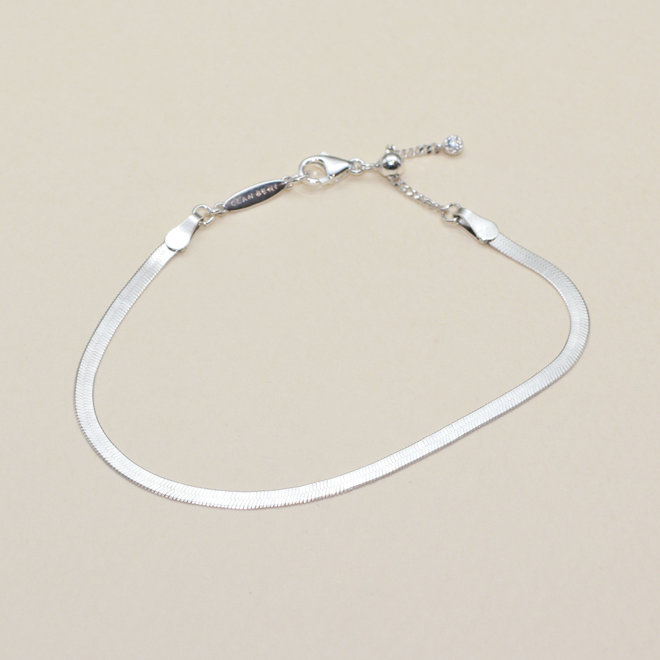 Flat Herringbone Bracelet 2.5