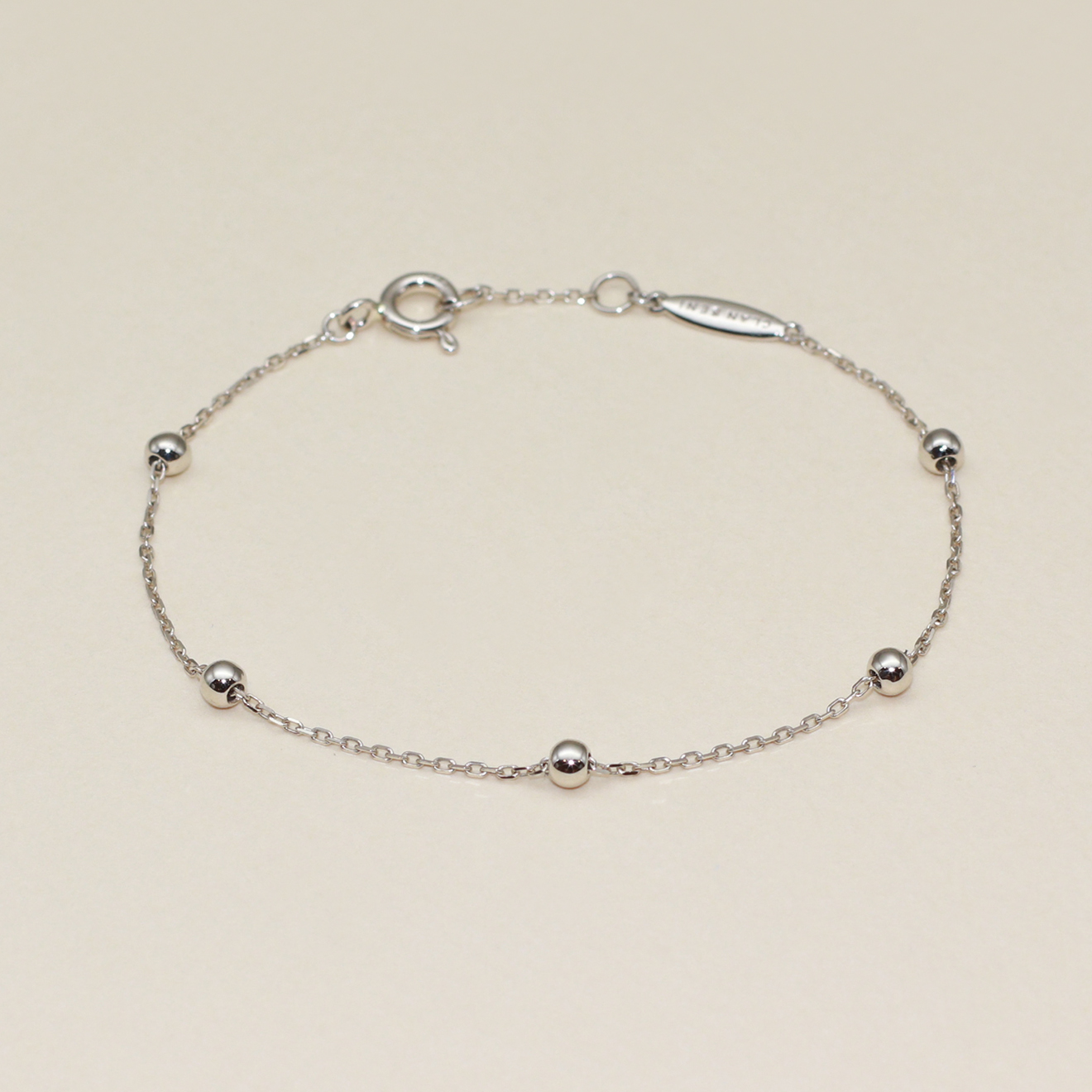 Linked Medium Bead Bracelet